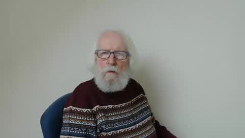 Somewhere over the rainbow online show from January 28, 1:27 pm