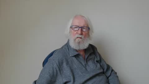 Somewhere over the rainbow online show from February 17, 2:15 pm