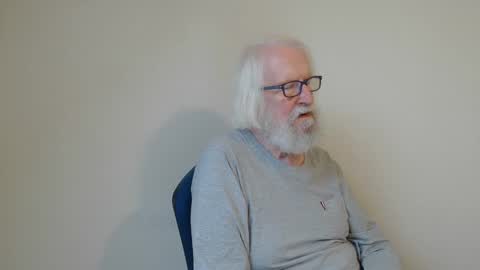 Somewhere over the rainbow online show from February 26, 7:42 am