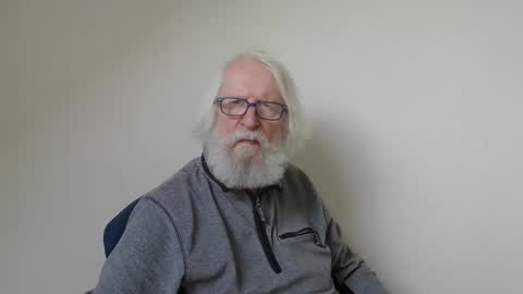 Somewhere over the rainbow online show from March 10, 1:10 pm