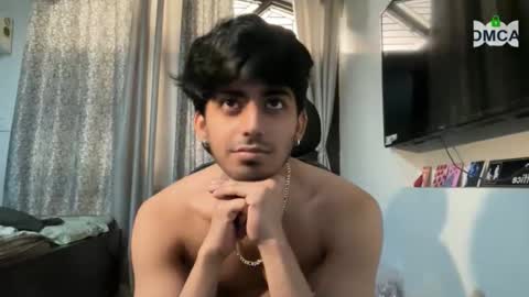 onarch online show from April 24, 7:44 am