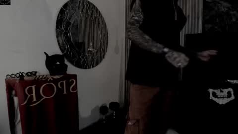     ... online show from December 14, 3:56 am