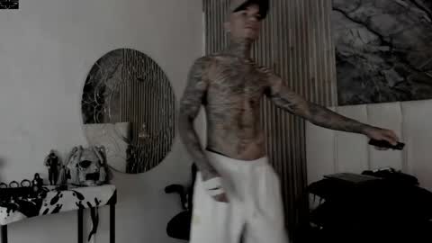     ... online show from April 15, 7:43 pm