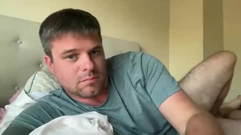 onceaweekview online show from November 13, 10:08 pm