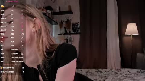 Ana online show from October 15, 7:08 am