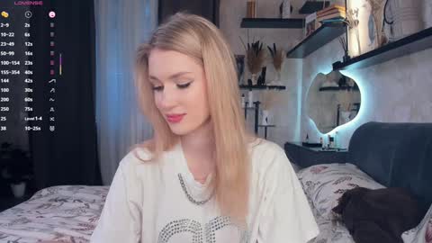 Ana online show from November 16, 7:03 am