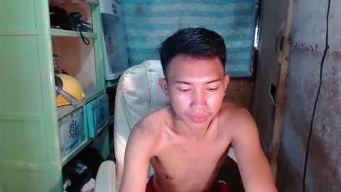 Snapshot of onebigloadxxx chatting on December 30, 7:48 am Wyn Will serve you and be your slave online show from December 30, 7:48 am