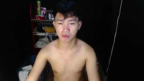 Wyn Will serve you and be your slave online show from November 18, 6:01 pm