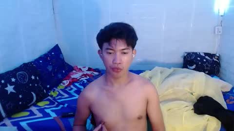 Wyn Will serve you and be your slave online show from December 13, 7:40 pm