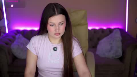 Snapshot of onelaya chatting on April 30, 7:09 pm L A Y A online show from April 30, 7:09 pm