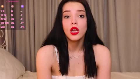 Lexi online show from February 14, 1:18 pm