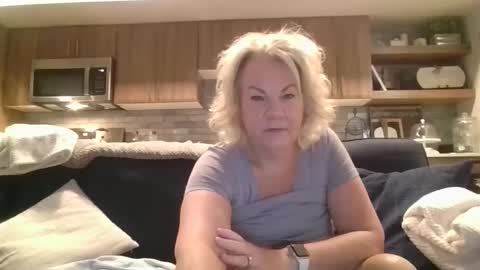Snapshot of oneoften1000 chatting on January 3, 8:22 pm couple mature milf bigboobs curvy mommydaddy online show from January 3, 8:22 pm