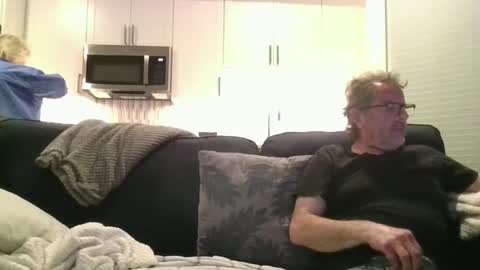 Snapshot of oneoften1000 chatting on February 8, 5:08 am couple mature milf bigboobs curvy mommydaddy online show from February 8, 5:08 am