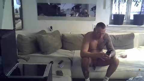 .....mICha..... online show from November 19, 10:26 am