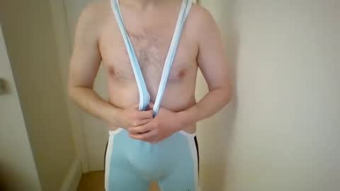 onesie1boy online show from May 26, 1:40 pm