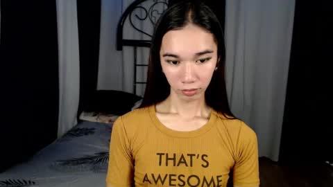 Snapshot of onicka_iha chatting on December 3, 1:08 am Alexa online show from December 3, 1:08 am