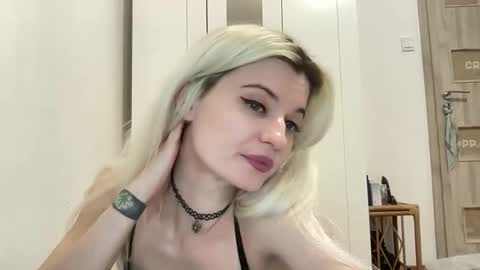 Onika online show from February 21, 1:39 am