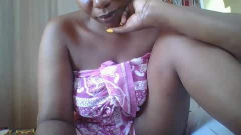 Ella online show from December 13, 11:23 am