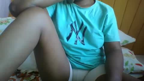 Ella online show from January 18, 5:20 am