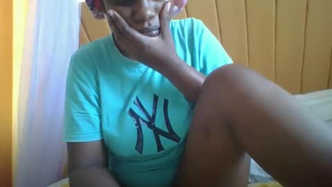 Ella online show from January 25, 5:51 am