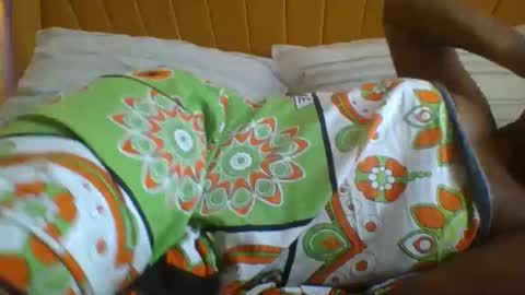 Ella online show from January 26, 11:17 am