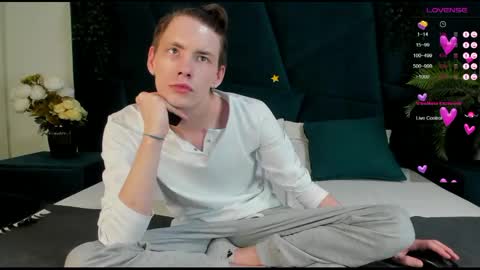 Erick  online show from February 19, 12:35 am