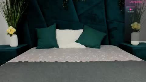 Erick  online show from October 17, 9:45 am