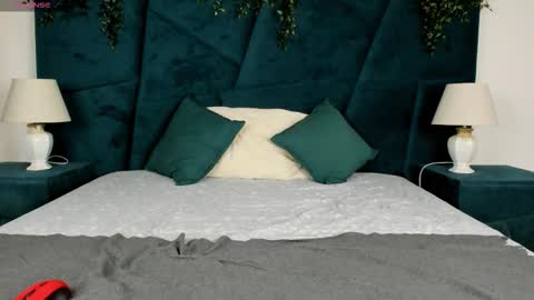 Erick  online show from November 9, 7:50 am