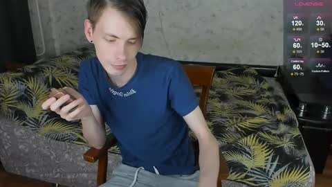 Erick  online show from April 26, 9:18 am