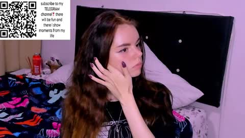 Snapshot of only_sarah1 chatting on December 2, 11:07 pm only_sarah1 online show from December 2, 11:07 pm