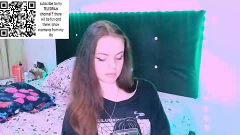 Snapshot of only_sarah1 chatting on December 11, 1:58 am only_sarah1 online show from December 11, 1:58 am