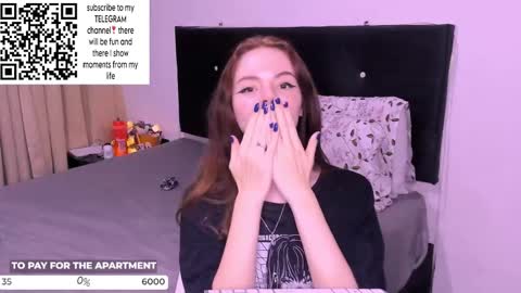 Snapshot of only_sarah1 chatting on December 16, 11:07 pm only_sarah1 online show from December 16, 11:07 pm