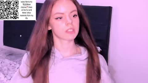 Snapshot of only_sarah1 chatting on February 7, 10:41 pm only_sarah1 online show from February 7, 10:41 pm