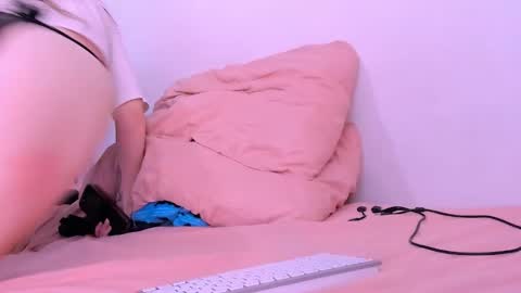 only_sarah1 online show from November 8, 9:57 pm