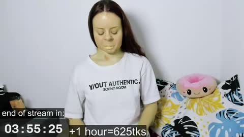 Snapshot of only_sarah1 chatting on May 16, 10:30 pm only_sarah1 online show from May 16, 10:30 pm