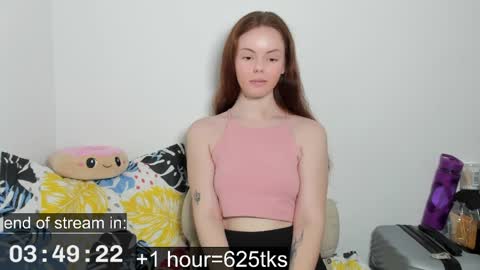 Snapshot of only_sarah1 chatting on May 19, 10:05 pm only_sarah1 online show from May 19, 10:05 pm