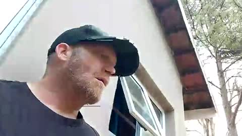 Snapshot of only_you754944 chatting on October 15, 11:43 am For me to know online show from October 15, 11:43 am