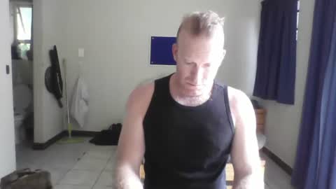 Snapshot of only_you754944 chatting on November 7, 4:23 am For me to know online show from November 7, 4:23 am