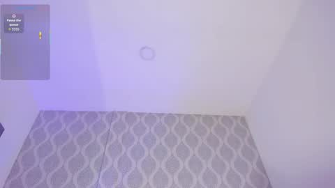 Only online show from November 5, 8:20 pm