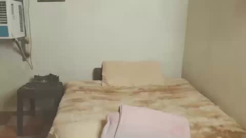 onlyjulia25 online show from September 24, 3:54 am