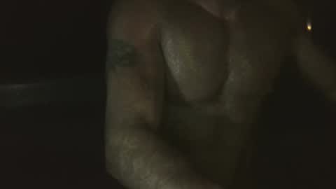 onlylooking4 online show from June 5, 1:45 am
