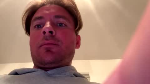 onlyloveyoutwice2016 online show from April 21, 7:50 pm