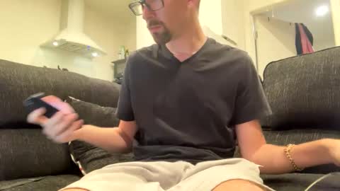 onthecumup69 online show from March 3, 3:20 pm