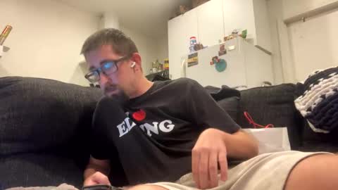 Snapshot of onthecumup69 chatting on May 25, 8:42 am onthecumup69 online show from May 25, 8:42 am