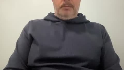 Snapshot of onthedlhere chatting on December 29, 2:52 pm onthedlhere online show from December 29, 2:52 pm