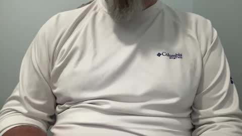 Snapshot of onthedlhere chatting on April 10, 3:39 pm onthedlhere online show from April 10, 3:39 pm