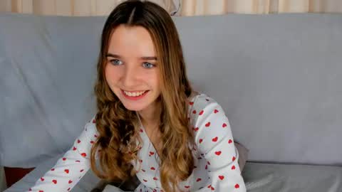 onyxvespera online show from April 14, 7:03 am