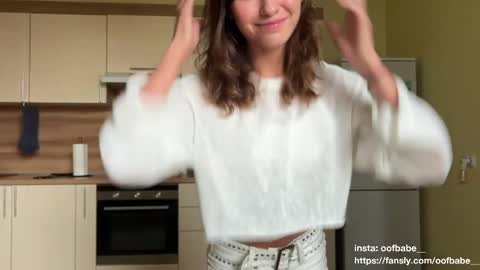 Helen online show from September 20, 10:16 am