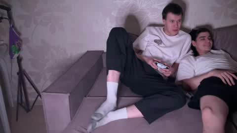 Snapshot of oofcblesssexx chatting on December 22, 1:34 am bless god online show from December 22, 1:34 am