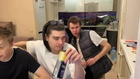 Snapshot of oofcblesssexx chatting on January 23, 7:40 pm bless god online show from January 23, 7:40 pm